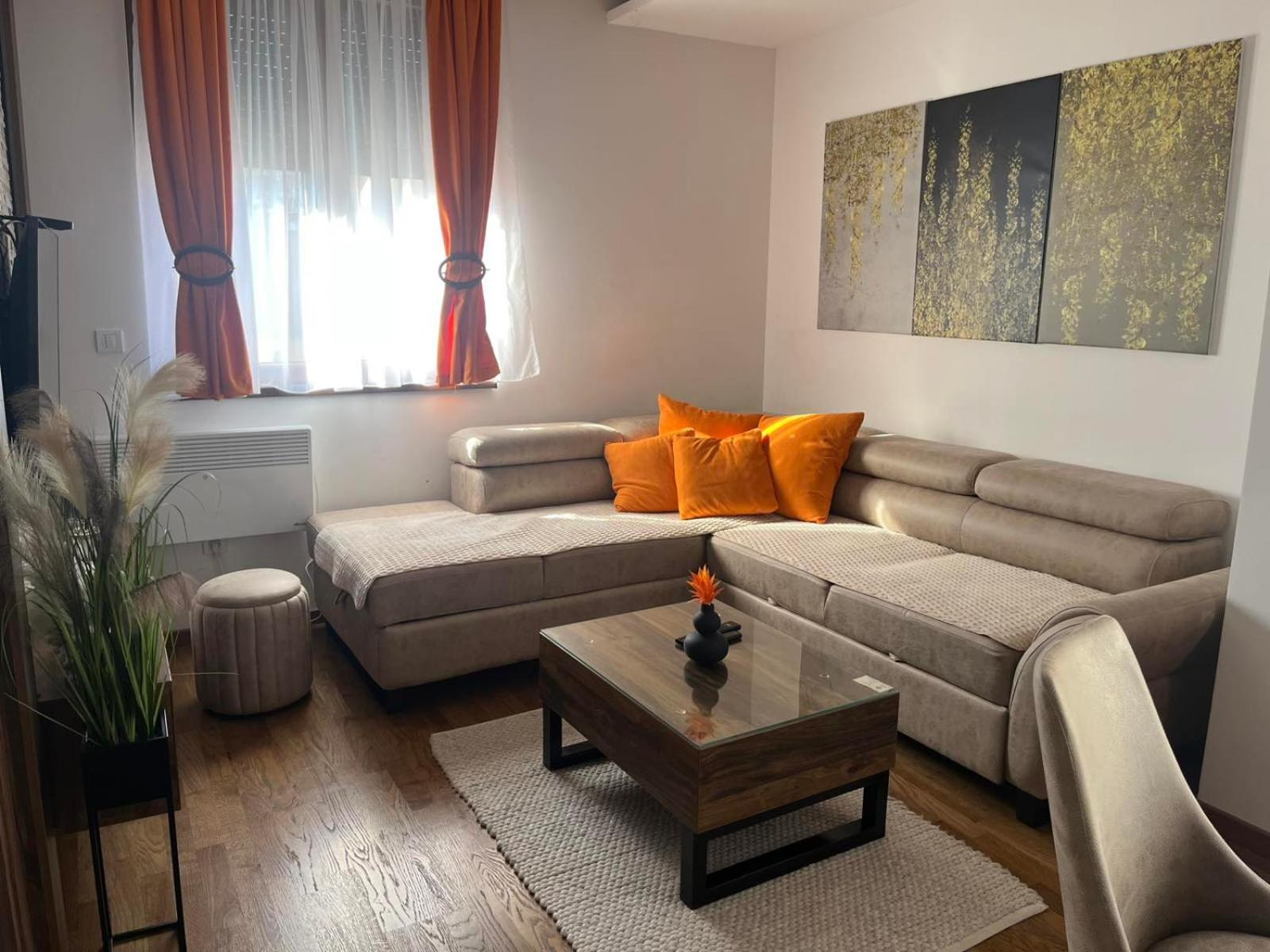 Apart Kompleks Binis Zlatibor Luaran gambar