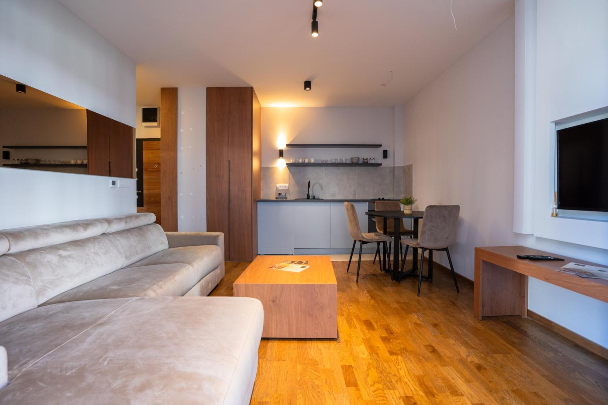 Apart Kompleks Binis Zlatibor Luaran gambar